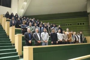 بازدید مسئولان دانشگاه و جمعی از دانشجویان از مجلس شورای اسلامی